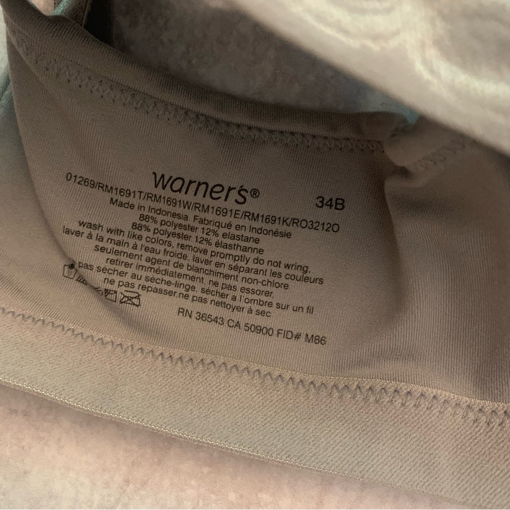 Bundle 4 Wirefree T Shirt Bras Various Danskin Hanes Nautica Warners - Picture 11 of 16